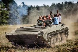 Skwierzyna Atrakcja Pojazd wojskowy Militaria Anhol